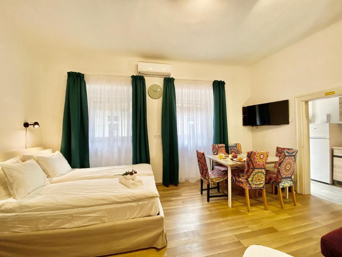 B20 Apartment Budapest Luaran gambar